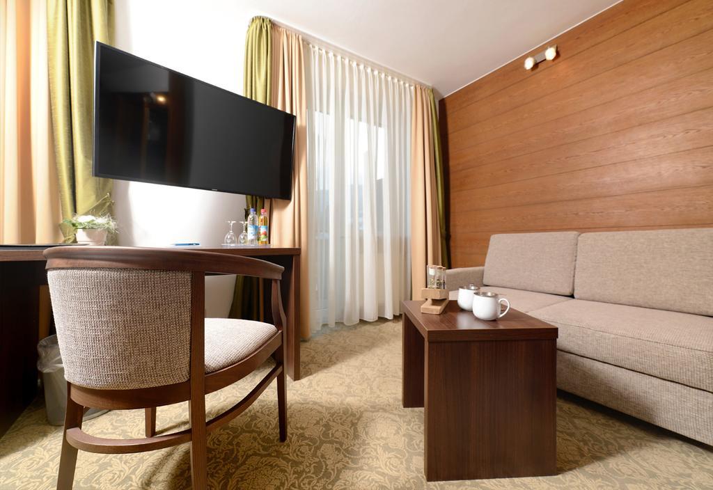 Hotel Bayerisch Meran Bad Feilnbach Exteriör bild