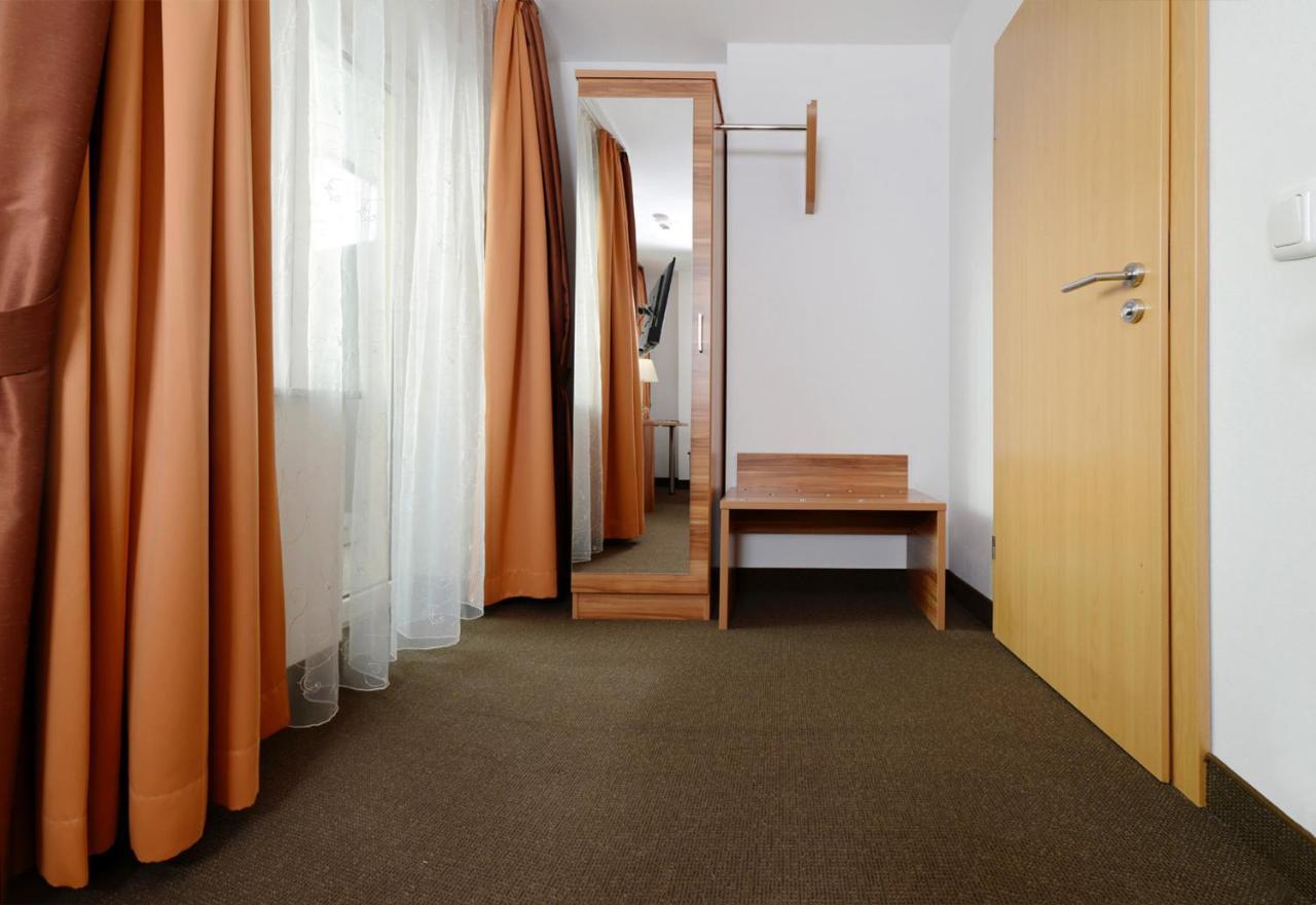 Hotel Bayerisch Meran Bad Feilnbach Exteriör bild